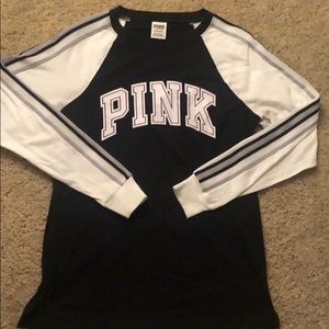PINK long sleeve campus tee